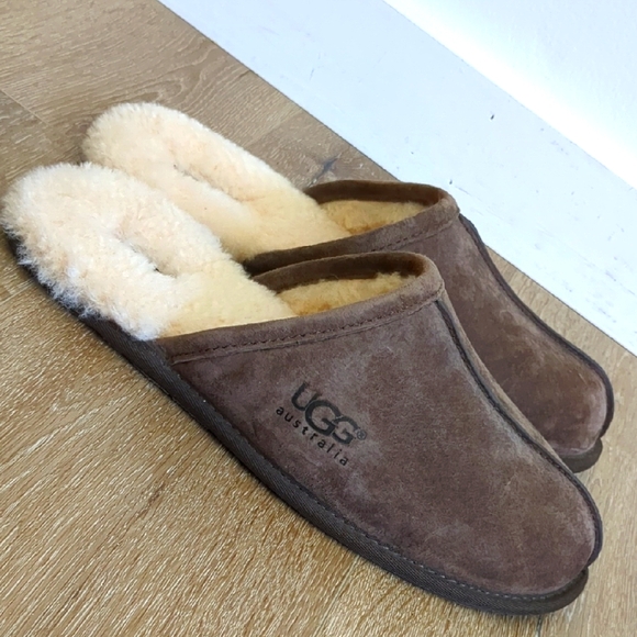 UGG Mens Scuff Slippers - Picture 1 of 11